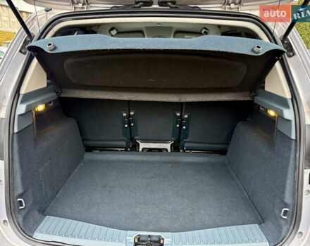 Серый Форд Си-Макс, объемом двигателя 1.6 л и пробегом 218 тыс. км за 6999 $, фото 25 на Automoto.ua