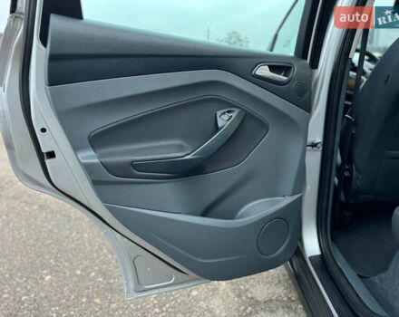 Серый Форд Си-Макс, объемом двигателя 1.6 л и пробегом 234 тыс. км за 9300 $, фото 38 на Automoto.ua