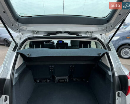 Серый Форд Си-Макс, объемом двигателя 1.6 л и пробегом 234 тыс. км за 9300 $, фото 33 на Automoto.ua