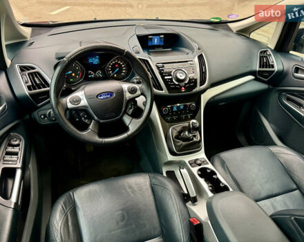 Серый Форд Си-Макс, объемом двигателя 1.6 л и пробегом 173 тыс. км за 6999 $, фото 22 на Automoto.ua