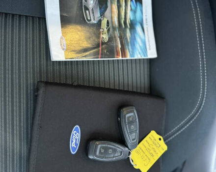 Серый Форд Си-Макс, объемом двигателя 1.6 л и пробегом 234 тыс. км за 9300 $, фото 103 на Automoto.ua