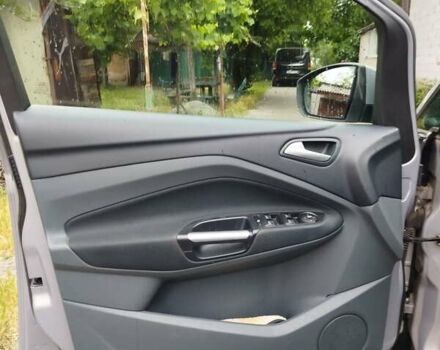 Серый Форд Си-Макс, объемом двигателя 1.56 л и пробегом 400 тыс. км за 6500 $, фото 11 на Automoto.ua