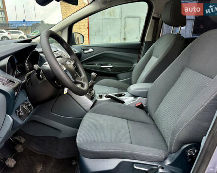 Серый Форд Си-Макс, объемом двигателя 1.6 л и пробегом 218 тыс. км за 6999 $, фото 12 на Automoto.ua