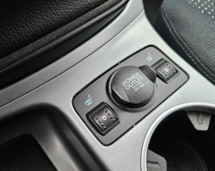 Сірий Форд Сі-Макс, об'ємом двигуна 1.6 л та пробігом 208 тис. км за 5699 $, фото 12 на Automoto.ua