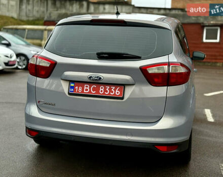 Серый Форд Си-Макс, объемом двигателя 1.6 л и пробегом 218 тыс. км за 6999 $, фото 7 на Automoto.ua