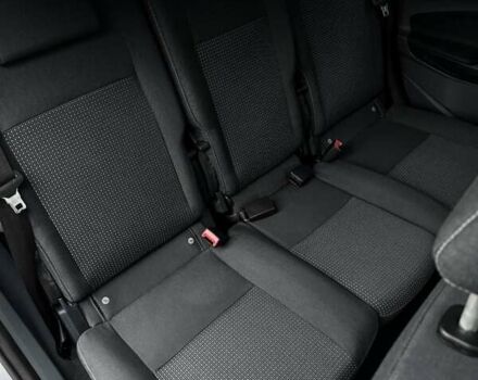 Серый Форд Си-Макс, объемом двигателя 1.6 л и пробегом 218 тыс. км за 7900 $, фото 34 на Automoto.ua