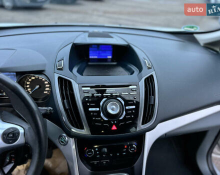 Серый Форд Си-Макс, объемом двигателя 1.6 л и пробегом 234 тыс. км за 9300 $, фото 90 на Automoto.ua