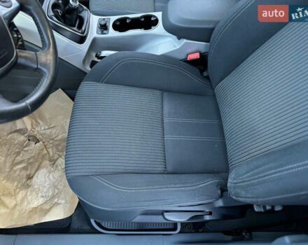 Серый Форд Си-Макс, объемом двигателя 1.6 л и пробегом 234 тыс. км за 9300 $, фото 73 на Automoto.ua