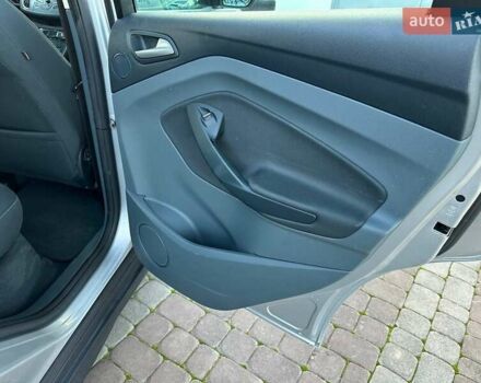 Серый Форд Си-Макс, объемом двигателя 1.6 л и пробегом 207 тыс. км за 7600 $, фото 22 на Automoto.ua