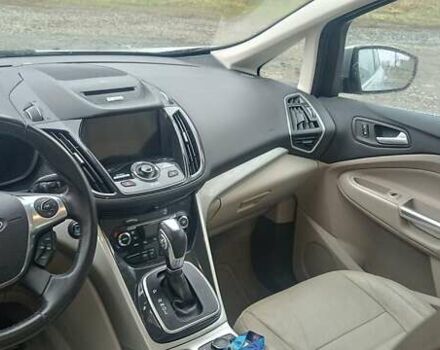 Сірий Форд Сі-Макс, об'ємом двигуна 2 л та пробігом 138 тис. км за 10300 $, фото 3 на Automoto.ua