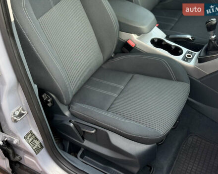 Серый Форд Си-Макс, объемом двигателя 1.6 л и пробегом 239 тыс. км за 8650 $, фото 59 на Automoto.ua