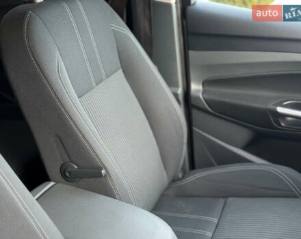 Серый Форд Си-Макс, объемом двигателя 1.6 л и пробегом 239 тыс. км за 8650 $, фото 60 на Automoto.ua