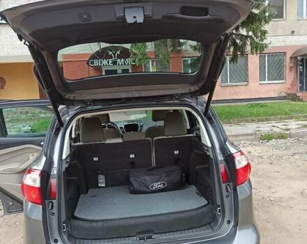 Серый Форд Си-Макс, объемом двигателя 2 л и пробегом 246 тыс. км за 8500 $, фото 7 на Automoto.ua