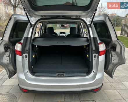 Сірий Форд Сі-Макс, об'ємом двигуна 1.6 л та пробігом 107 тис. км за 7350 $, фото 36 на Automoto.ua