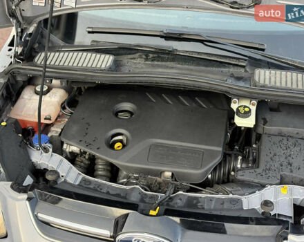 Серый Форд Си-Макс, объемом двигателя 1.6 л и пробегом 239 тыс. км за 8650 $, фото 69 на Automoto.ua