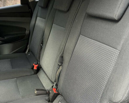 Серый Форд Си-Макс, объемом двигателя 1.6 л и пробегом 138 тыс. км за 9300 $, фото 13 на Automoto.ua