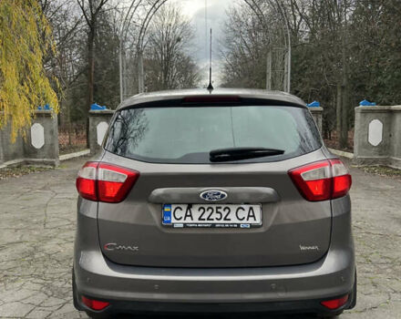 Серый Форд Си-Макс, объемом двигателя 1.6 л и пробегом 138 тыс. км за 9300 $, фото 5 на Automoto.ua