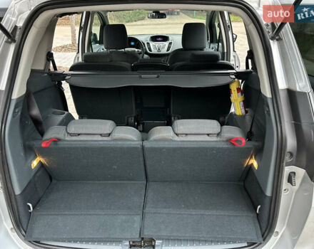 Сірий Форд Сі-Макс, об'ємом двигуна 1.6 л та пробігом 107 тис. км за 7350 $, фото 33 на Automoto.ua