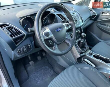 Серый Форд Си-Макс, объемом двигателя 1.6 л и пробегом 207 тыс. км за 7600 $, фото 20 на Automoto.ua