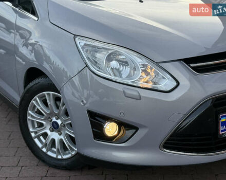 Серый Форд Си-Макс, объемом двигателя 1.6 л и пробегом 239 тыс. км за 8650 $, фото 8 на Automoto.ua