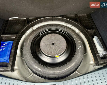 Сірий Форд Сі-Макс, об'ємом двигуна 1.6 л та пробігом 254 тис. км за 6999 $, фото 29 на Automoto.ua