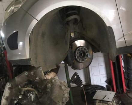 Сірий Форд Сі-Макс, об'ємом двигуна 1.56 л та пробігом 248 тис. км за 10500 $, фото 12 на Automoto.ua
