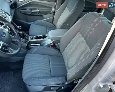 Серый Форд Си-Макс, объемом двигателя 1.6 л и пробегом 207 тыс. км за 7600 $, фото 21 на Automoto.ua