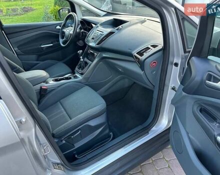 Серый Форд Си-Макс, объемом двигателя 1.6 л и пробегом 207 тыс. км за 7600 $, фото 17 на Automoto.ua