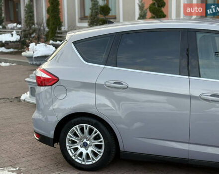 Серый Форд Си-Макс, объемом двигателя 1.6 л и пробегом 239 тыс. км за 8650 $, фото 12 на Automoto.ua