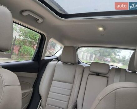 Сірий Форд Сі-Макс, об'ємом двигуна 2 л та пробігом 98 тис. км за 11500 $, фото 4 на Automoto.ua