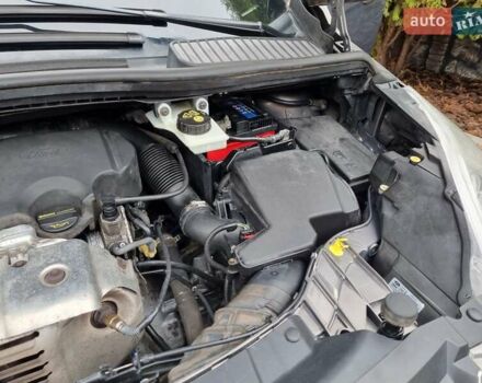 Сірий Форд Сі-Макс, об'ємом двигуна 1 л та пробігом 136 тис. км за 6950 $, фото 28 на Automoto.ua