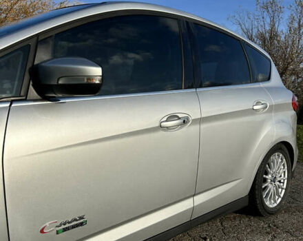 Сірий Форд Сі-Макс, об'ємом двигуна 2 л та пробігом 82 тис. км за 13000 $, фото 3 на Automoto.ua