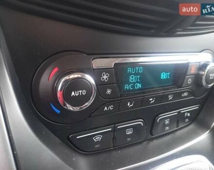 Серый Форд Си-Макс, объемом двигателя 2 л и пробегом 243 тыс. км за 10100 $, фото 31 на Automoto.ua