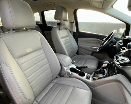 Сірий Форд Сі-Макс, об'ємом двигуна 2 л та пробігом 82 тис. км за 13000 $, фото 23 на Automoto.ua