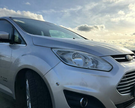 Сірий Форд Сі-Макс, об'ємом двигуна 2 л та пробігом 82 тис. км за 13000 $, фото 6 на Automoto.ua