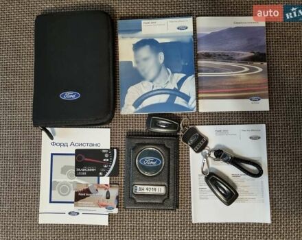 Серый Форд Си-Макс, объемом двигателя 1 л и пробегом 136 тыс. км за 6950 $, фото 27 на Automoto.ua