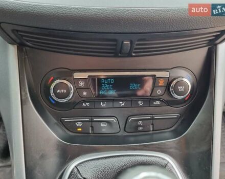 Серый Форд Си-Макс, объемом двигателя 1 л и пробегом 136 тыс. км за 6950 $, фото 20 на Automoto.ua