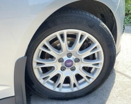 Серый Форд Си-Макс, объемом двигателя 2 л и пробегом 255 тыс. км за 7500 $, фото 6 на Automoto.ua