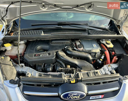 Сірий Форд Сі-Макс, об'ємом двигуна 2 л та пробігом 82 тис. км за 13000 $, фото 25 на Automoto.ua