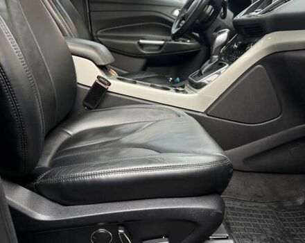 Сірий Форд Сі-Макс, об'ємом двигуна 2 л та пробігом 108 тис. км за 10000 $, фото 5 на Automoto.ua