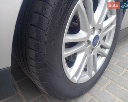 Серый Форд Си-Макс, объемом двигателя 2 л и пробегом 243 тыс. км за 10100 $, фото 9 на Automoto.ua