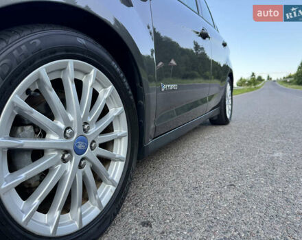 Сірий Форд Сі-Макс, об'ємом двигуна 2 л та пробігом 111 тис. км за 10700 $, фото 11 на Automoto.ua