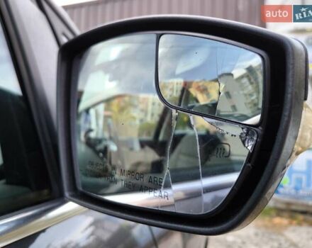 Серый Форд Си-Макс, объемом двигателя 2 л и пробегом 128 тыс. км за 11000 $, фото 15 на Automoto.ua