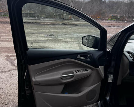 Серый Форд Си-Макс, объемом двигателя 2 л и пробегом 206 тыс. км за 9600 $, фото 29 на Automoto.ua