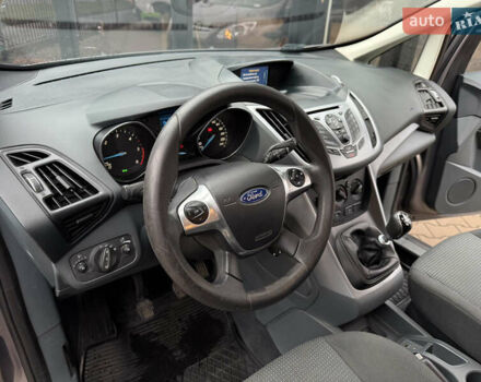 Форд Сі-Макс 2014 у Києві на Automoto.ua Сірий Форд Сі-Макс, об'ємом двигуна 1.56 л та пробігом 220 тис. км за 8900 $, фото 16 на Automoto.ua