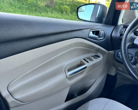 Сірий Форд Сі-Макс, об'ємом двигуна 2 л та пробігом 111 тис. км за 10700 $, фото 23 на Automoto.ua