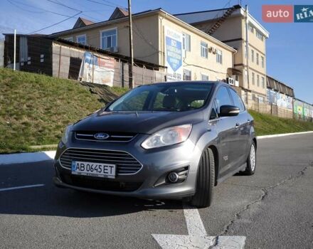 Серый Форд Си-Макс, объемом двигателя 2 л и пробегом 128 тыс. км за 11000 $, фото 2 на Automoto.ua