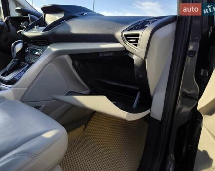 Серый Форд Си-Макс, объемом двигателя 2 л и пробегом 128 тыс. км за 11000 $, фото 14 на Automoto.ua