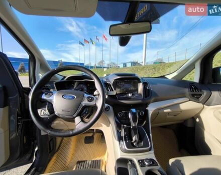 Серый Форд Си-Макс, объемом двигателя 2 л и пробегом 128 тыс. км за 11000 $, фото 20 на Automoto.ua