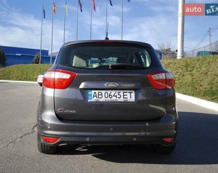 Серый Форд Си-Макс, объемом двигателя 2 л и пробегом 128 тыс. км за 11000 $, фото 9 на Automoto.ua